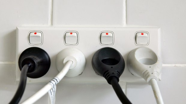 Victorians can wait months to get power connected to their new homes, according to the ESC.