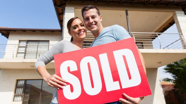 More than 3300 Queenslanders had their first mortgage approved in October. 