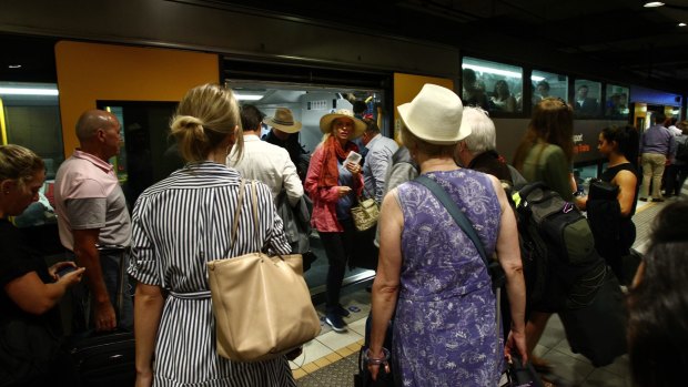 A conversion of the Airport Line is considered the cheapest and least disruptive way of extending the metro rail network to Sydney's south east.