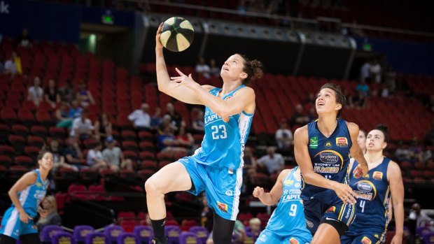 Canberra Capitals skipper Kelsey Griffin finished with 16 points against Sydney on Sunday.