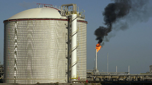 Oil burns beside a storage tank at the  Jose refinery in eastern Puerto la Cruz, about 300km east of Caracas, Venezuela.