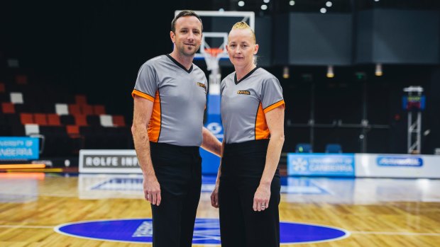 Simon and Michelle Cosier will referee the SEABL finals this weekend.
