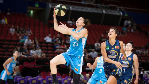 Canberra Capitals skipper Kelsey Griffin finished with 16 points against Sydney on Sunday.
