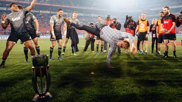 Coaches' dance-off? Super Rugby needs new ideas and fast