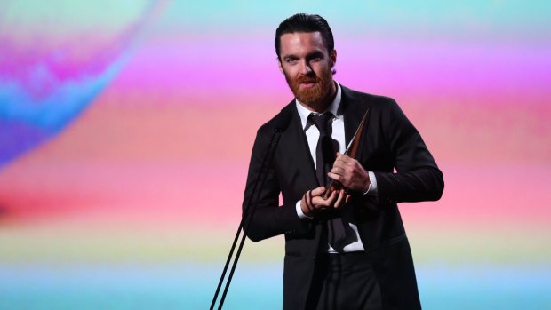 Chet Faker accepts the award for Best Independent Release at the 2014 ARIA Awards. 