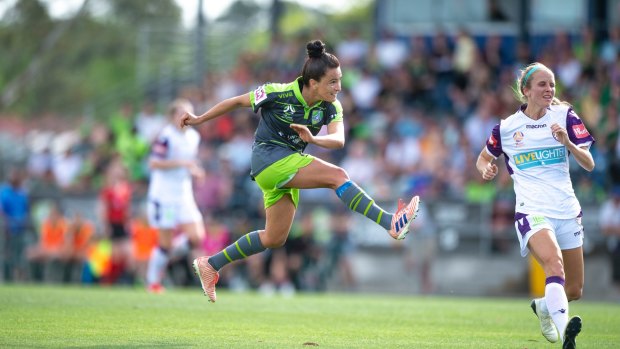 Canberra United's Maria Jose Rojas scores during the W-League round two match against Perth Glory. 
