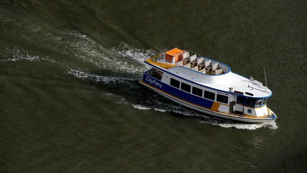 A 505-signature petition was submitted to Brisbane City Council calling for the Bulimba to Teneriffe cross river ferry to be made free.