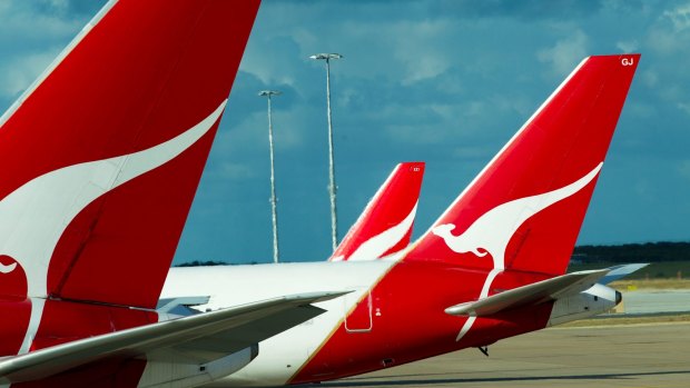Qantas says it should receive a government loan if Virgin gets one. 
