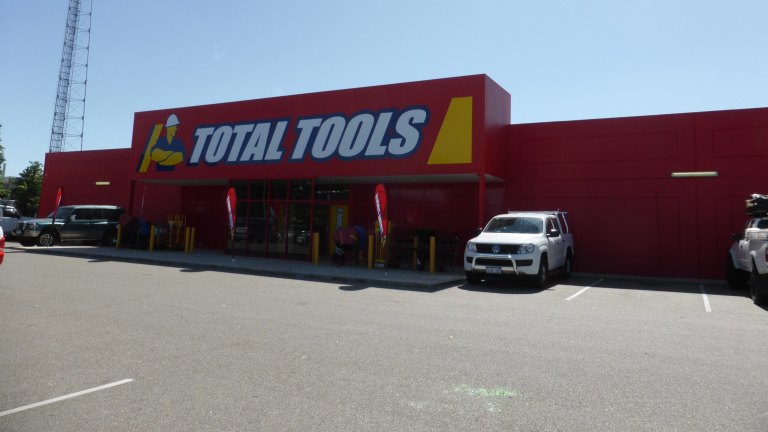 New Covid Customers Should Stick Around Says Metcash Boss