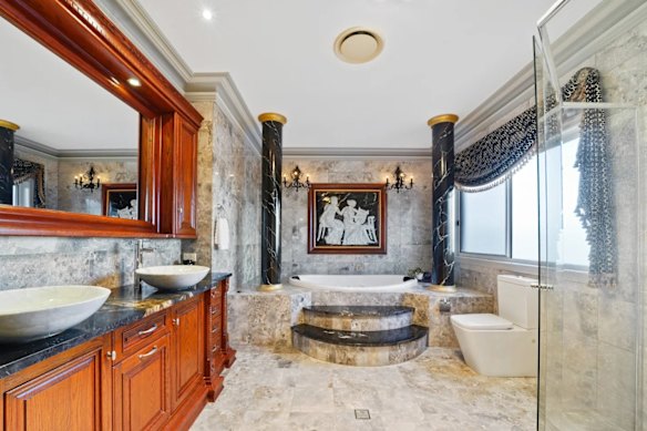 The “limited edition” bathroom at 29 Lynette Way, Daisy Hill.