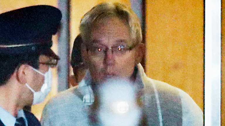 Greg Kelly leaves Tokyo's Detention Center on Christmas Day. 