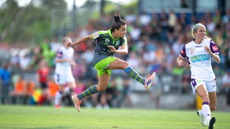 Canberra United's Maria Jose Rojas scores during the W-League round two match against Perth Glory. 