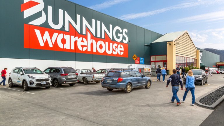 Woolworths Coles Robot Warehouses Have Arrived To Change The