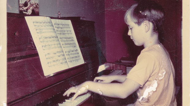 Geoffrey Tozer's brilliance on the keys was revealed at a very early age.