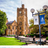 Some universities are dominated by students who graduated from private schools. 