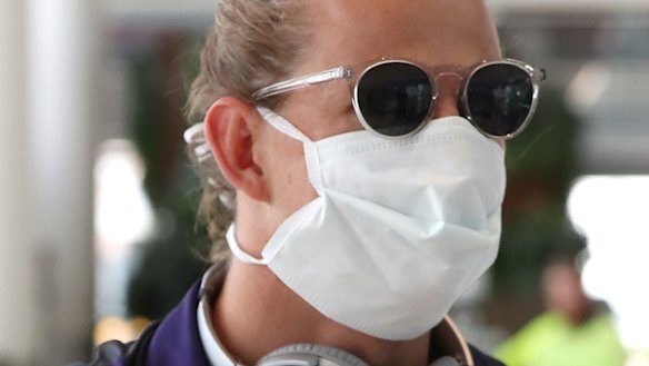 Nat Fyfe at Perth Airport before the Dockers flew to Melbourne for round one in 2020.