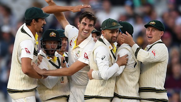 Pat Cummins and Australia celebrate a wicket in Manchester in 2019.