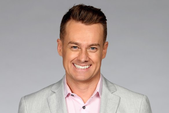 Grant Denyer seems to have done well for himself, despite his height deficiency. But, let’s not forget, he does have good teeth.