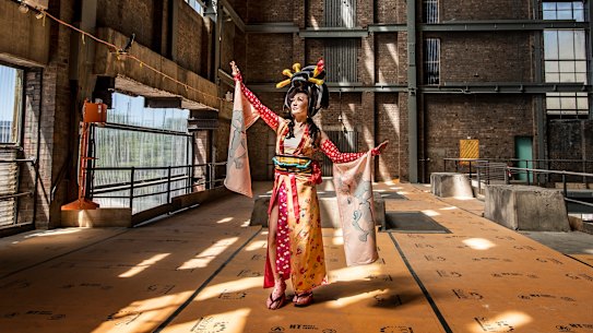 Japanese Artist Maru Yacco inside White Bay. 