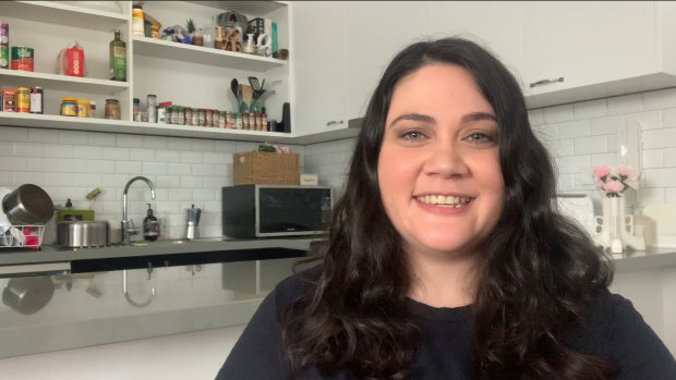 Shari Sebbens performs for STC Virtual from her kitchen with THAT spice collection in the background.