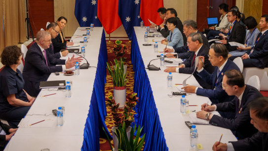 Prime Minister Anthony Albanese meeting with Chinese Premier Li Qiang.