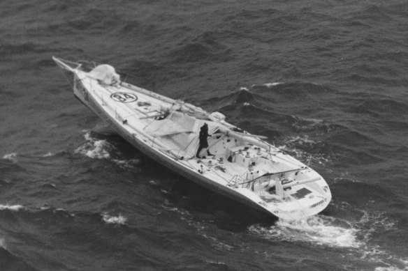 Isabelle Autissier’s dismasted yacht before her rescue in 1995. 
