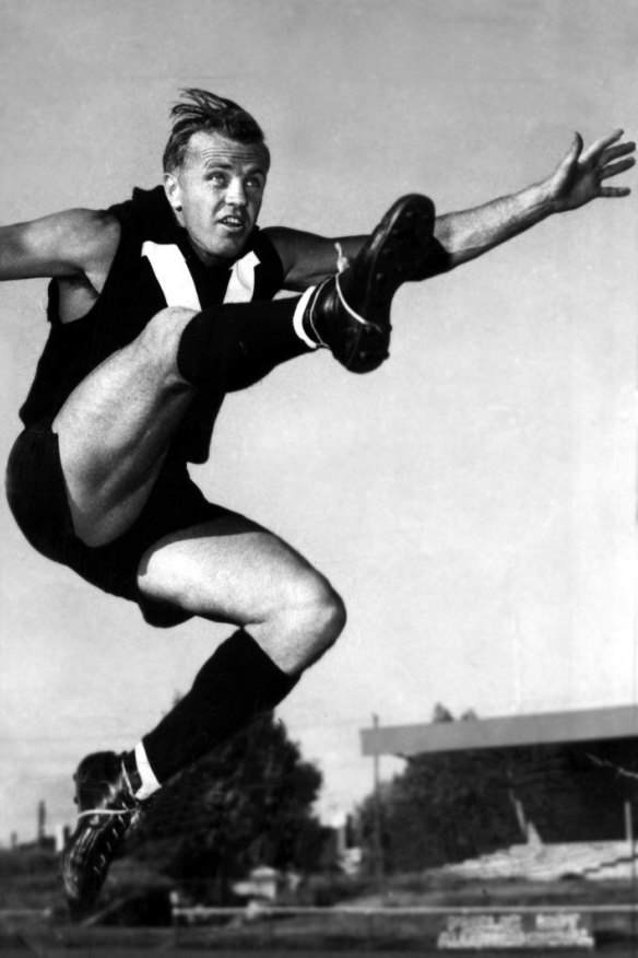 Ted Whitten at training with the Victorian state-of-origin side, 1963.