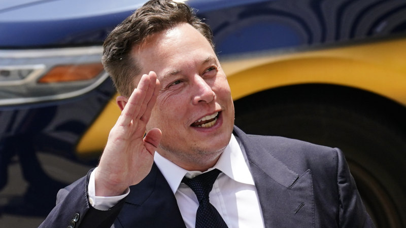 Elon Musk flags job cuts in unorthodox meeting with Twitter staff