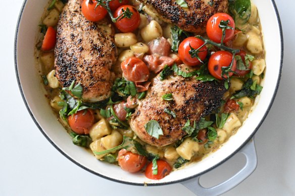 This one-pan creamy pesto chicken dish delivers big flavours with little clean-up.