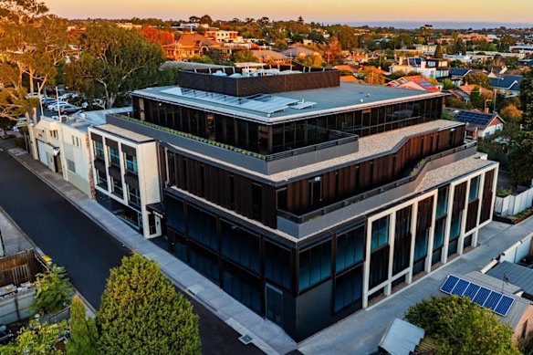 Fraser Brown developed 2-4 Roche Street, Hawthorn.