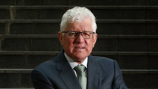 Outgoing Link Group chief executive John McMurtrie says funds will fail if they take admin services in-house.