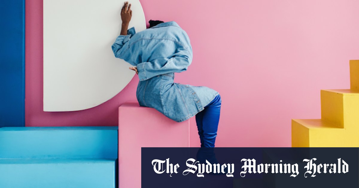 How wearing different colours each day can affect your mood and wellbeing - Vimarsana News