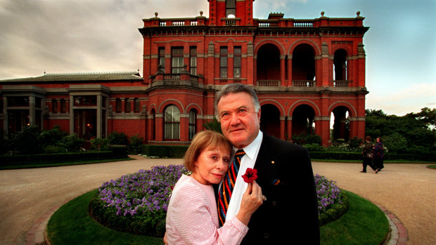 Jeanne and the late Richard Pratt out the front of their Melbourne mansion Raheen.