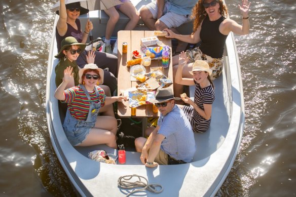 Families on the Yarra River ahead of New Year’s Eve fireworks.