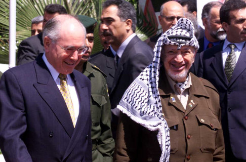 John Howard meets with Arafat in Gaza.