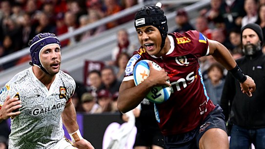 Treyvon Pritchard marca a primeira tentativa de rugby de Queensland.
