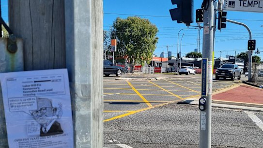 A local community group - the Coorparoo Crossing Crew - is calling for action to remove a level crossing after years of empty political promises.