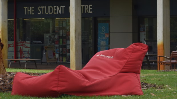Murdoch Uni slashes job security in student services, hits rankings doldrums