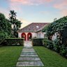 Rental listings in blueribbon Bellevue Hill remain scarce.