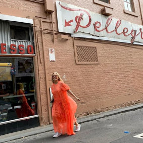 Kylie Minogue paid a visit to Melbourne institution Pellegrini's on Wednesday.