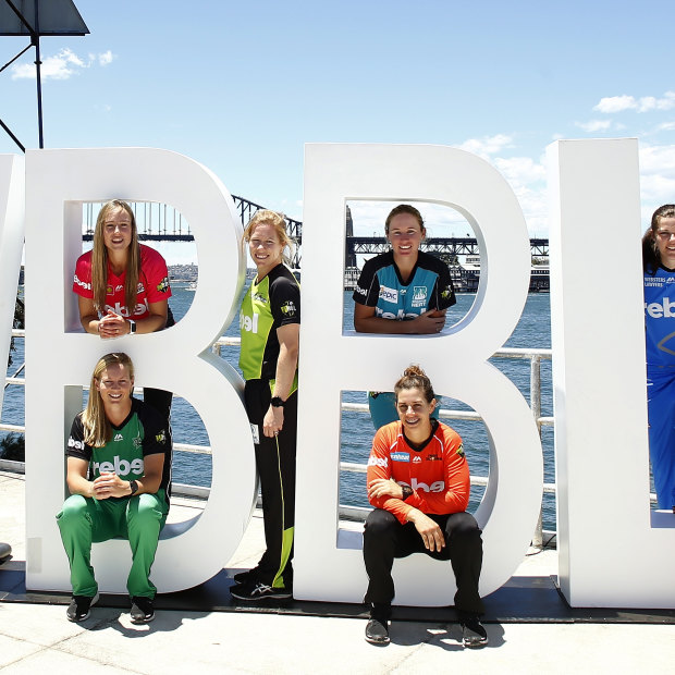 WBBL players pose for a photograph during the Women's Big Bash League launch in 2016.