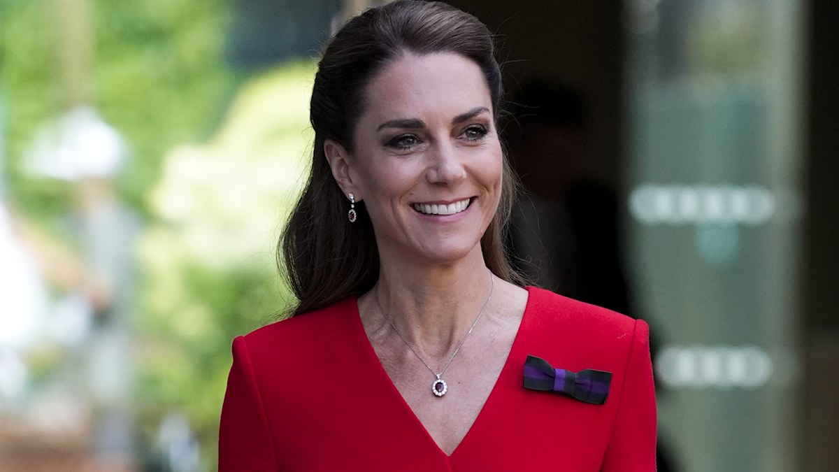 Kate looks radiant in red at Wimbledon for the Ladies’ Singles final