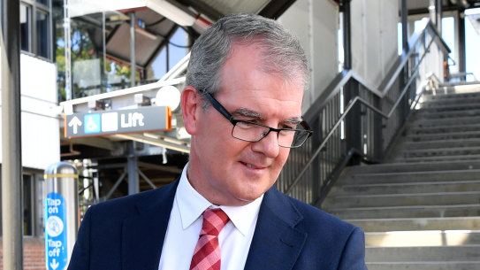 Labor promises to extend free public transport to all children