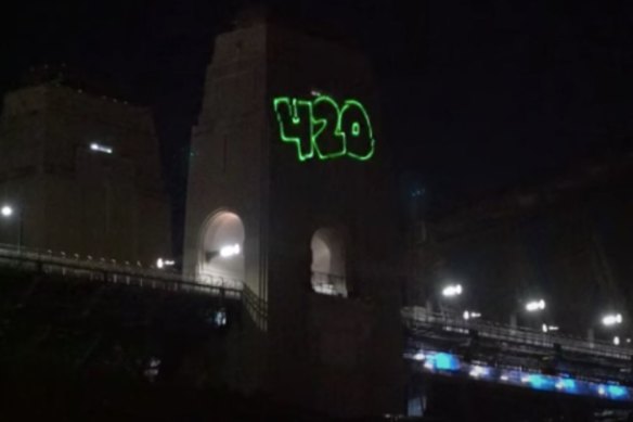 “420” – a phrase associated with smoking marijuana – was also projected on the bridge.