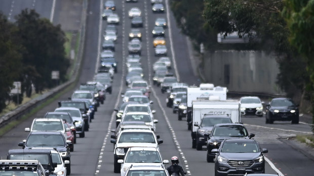 Drivers escaping Sydney for Christmas warned of long delays at network ‘pinch points’