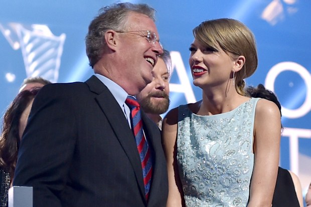 Scott and Taylor Swift in 2015.