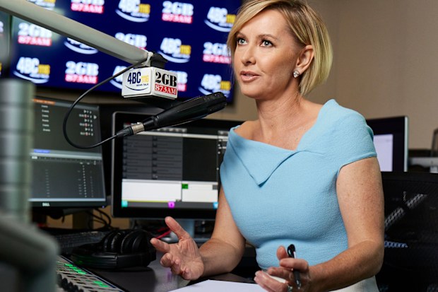 Deb Knight at 2GB