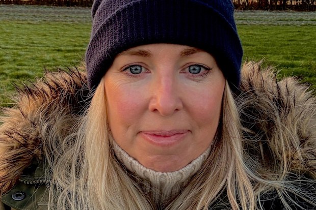 Hannah Richell is an acclaimed fiction author.