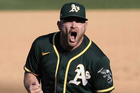 Liam Hendriks got the win for the A's.