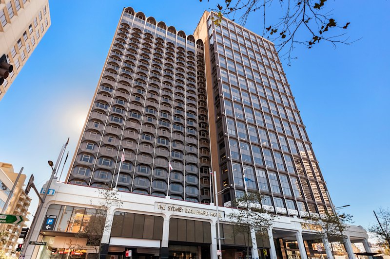 The Sydney Boulevard Hotel features 277 rooms, 11 meeting rooms, a ballroom and a top-floor meeting room with views to the harbour.